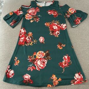 BOGO🥳 Stitch Fix social academy cold shoulder dress